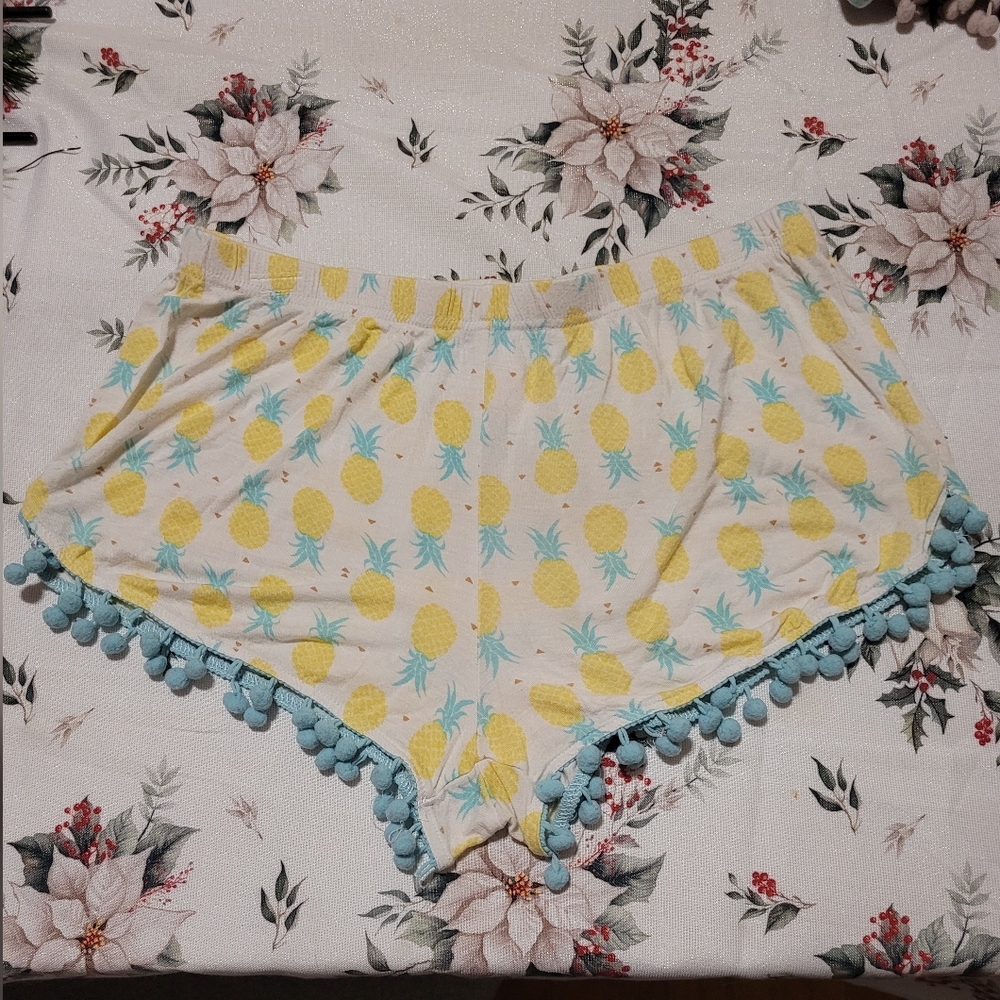 Pajama Drama Fringe Feathers and Pineapples Pajama Bottom Shorts Size Small - Picture 9 of 12